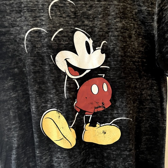 Mickey Tee, Size Medium, Perfect for a trip to Disney! - Picture 2 of 3